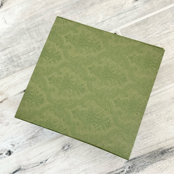Gucci Green Magnetic Storage Box #67 - Picture 2 of 7